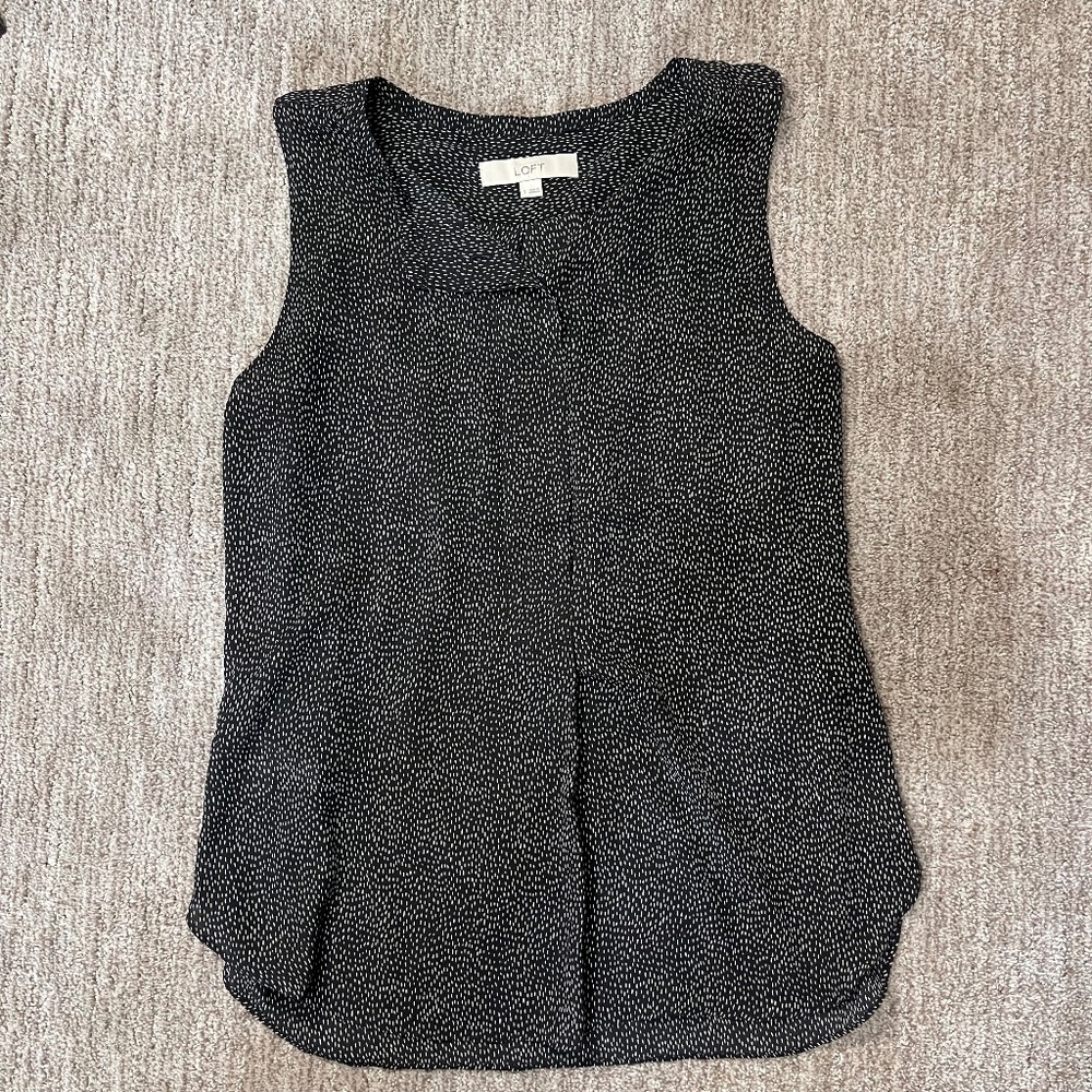 LOFT Sleeveless Blouse – Black‎ with White Details – Size Small